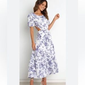 Petal and Pup Ricardo Midi Dress Blue White Floral Cut out Puff Sleeves size 4